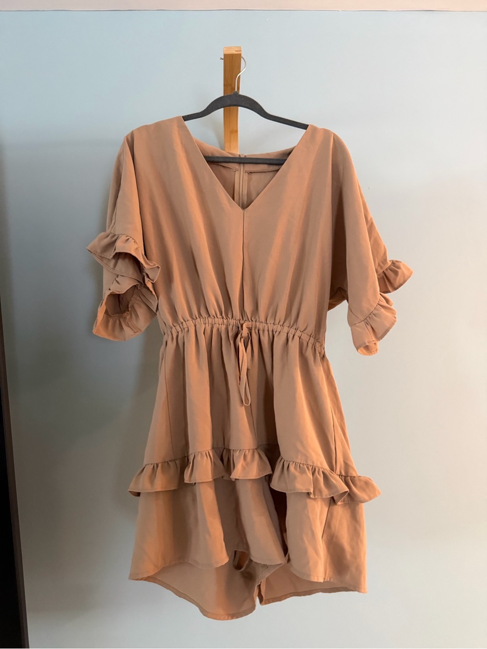 Ruffle Sleeve Drawstring Romper in Tan